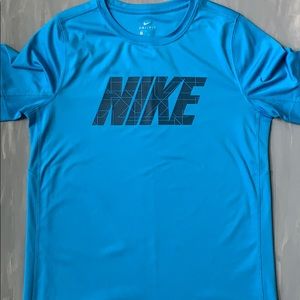 Nike DriFit Tee